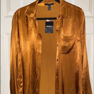 BRAND NEW button up blouse